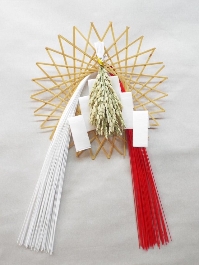 輪弧水引飾り　小　白