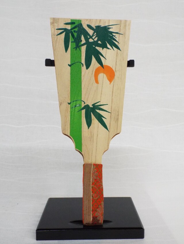 ちりめん羽子板・うさぎ