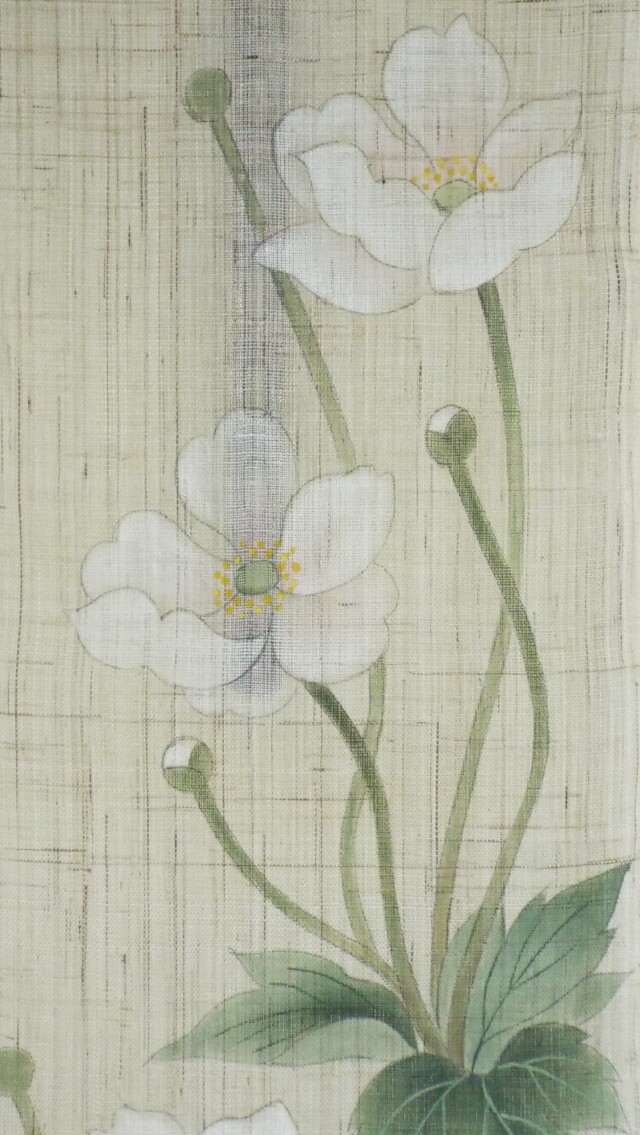 月白秋明菊】 くろちく 手描き麻タペストリー 手しごと屋 彦兵衛