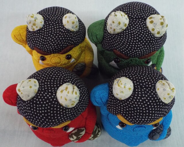 木目込み人形　招福鬼頭