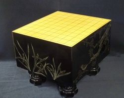 将棋盤　沈金　四君子