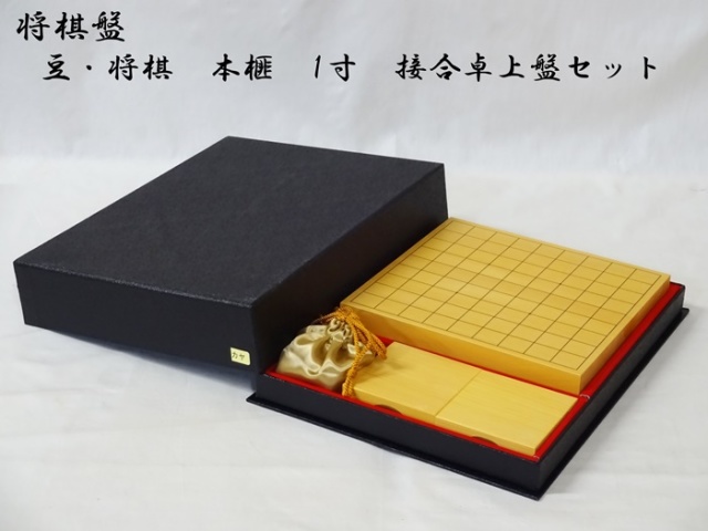前川榧碁盤店 日本製 卓上碁盤 本榧 高級天然木 碁盤用畳マット付き！ 前川榧碁盤店 日本製 卓上碁盤 本榧 高級天然木 碁盤用畳