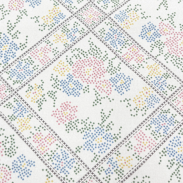 textile pantry/プリント クロスステッチ シーチング生地 マルチフラワー