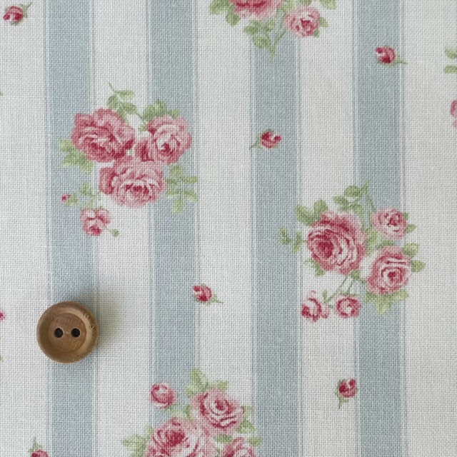 16-0252B  Romantic Flowers  ブーケ＆ストライプ blue