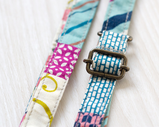 NAME CARD HOLDER STRAP