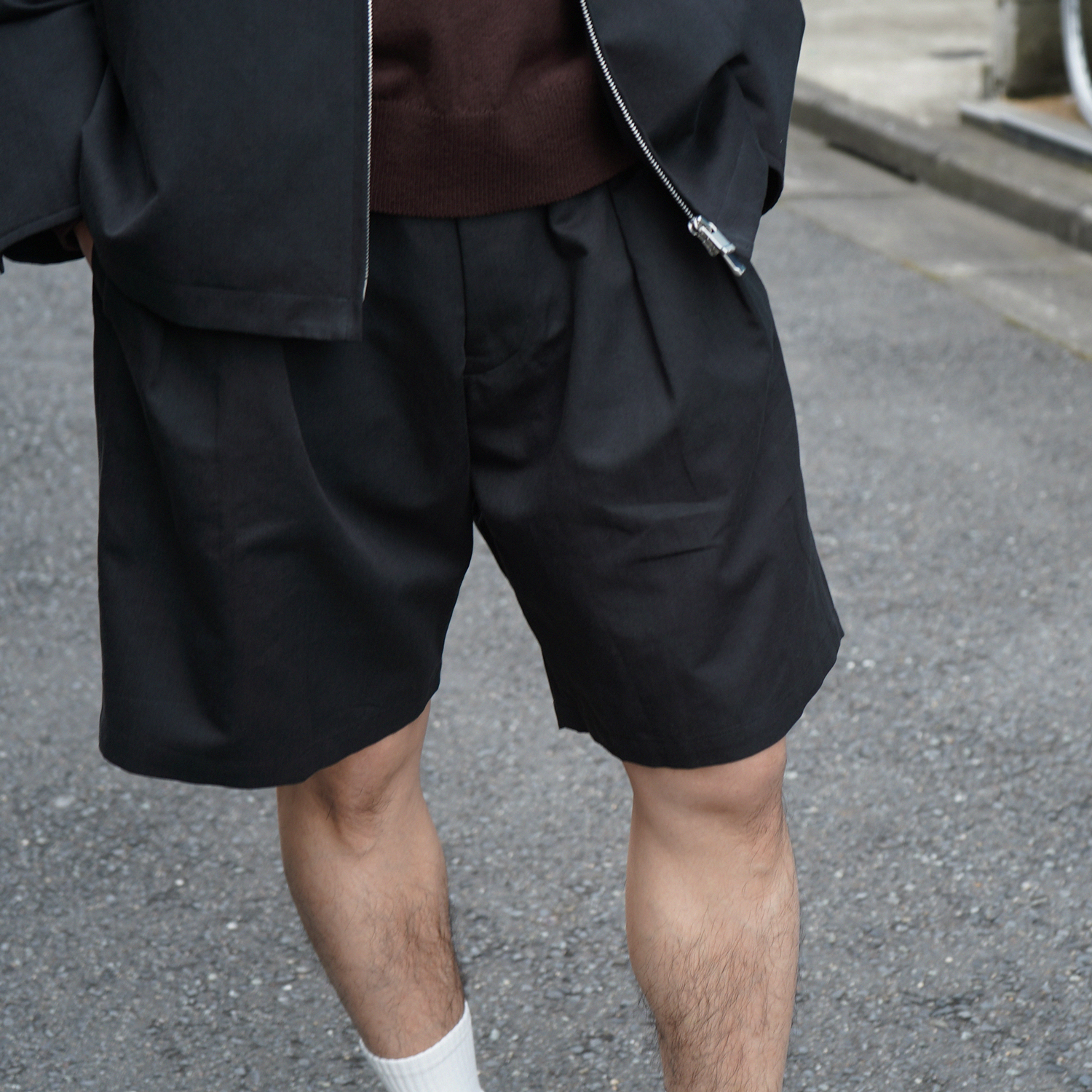 Cale Cotton Linen Twill 2-Tuck Short Pants BLACK