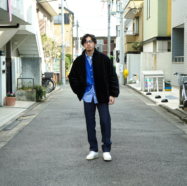 送料無料(沖縄は1000円) fendart 1 tuck trousers navy tf
