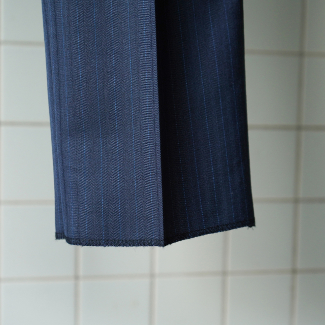 fendart 1 tuck trousers navy tf 商品を販売