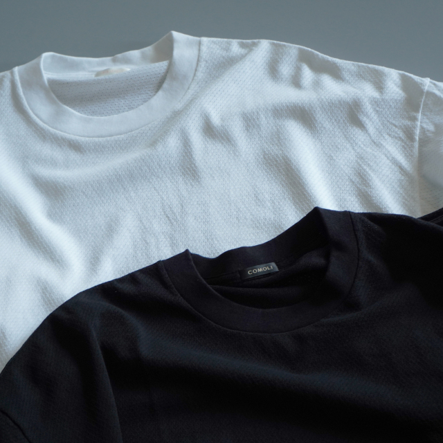 COMOLI コットンメッシュ 半袖Tシャツ