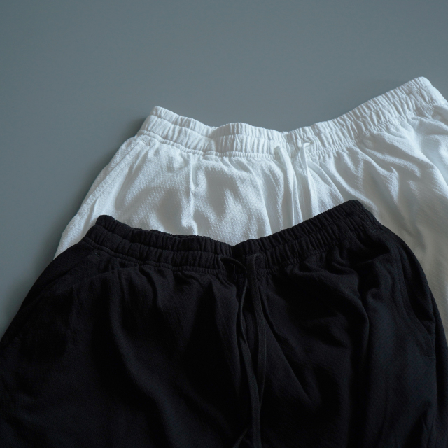 COMOLI コットンメッシュ ショーツ