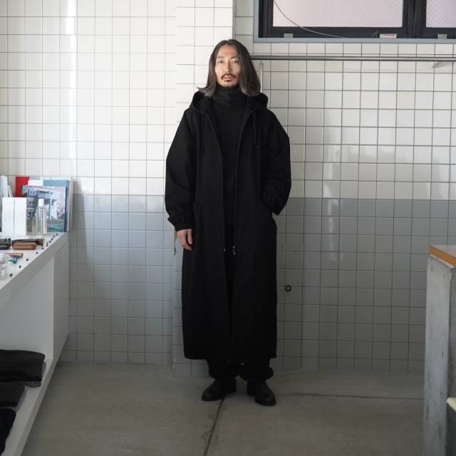 COMOLI フリースネックウォーマー FADE BLACK