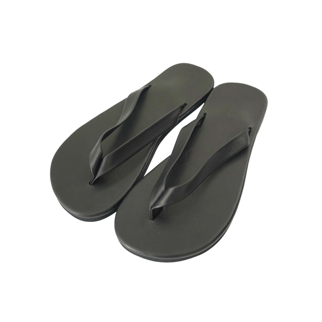 AURALEE SOFT LEATHER FLIP-FLOPS