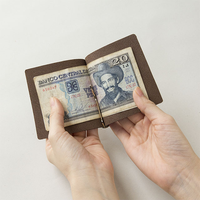 TF レザーマネークリップ 茶 (07100551)