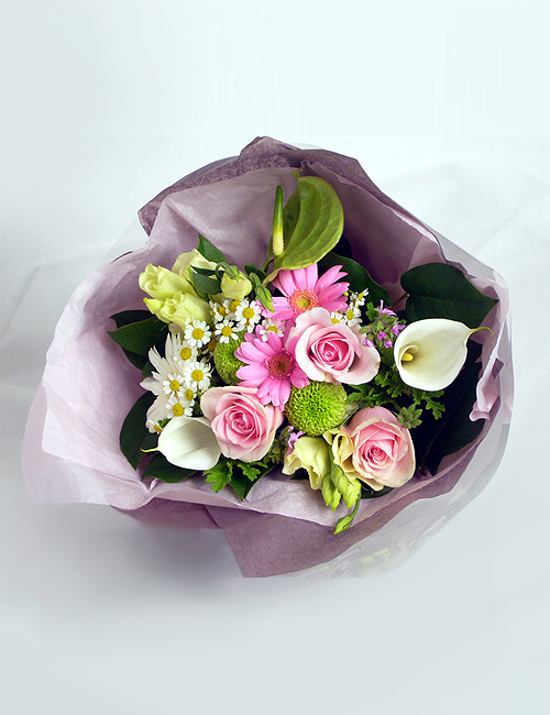 バラとガーベラの花束