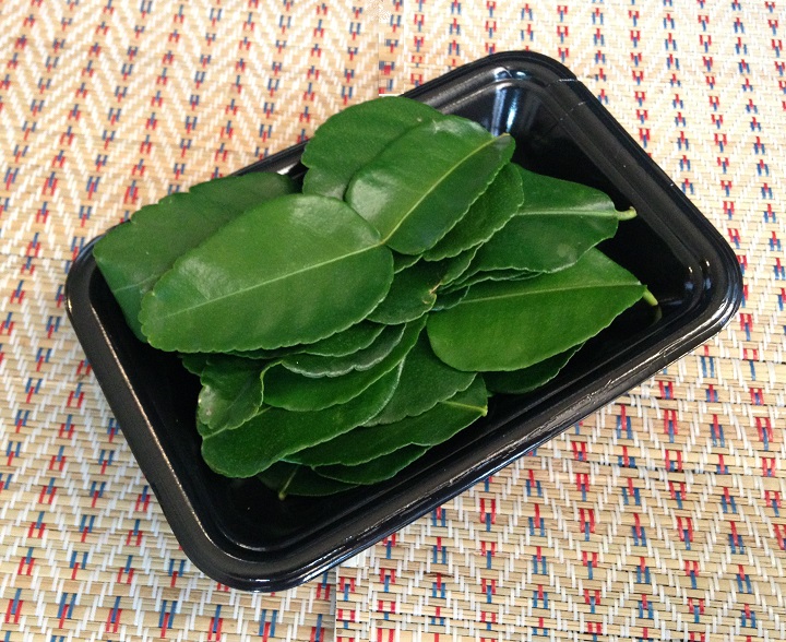 フレッシュ コブミカンの葉　(バイマックル葉)50g 川辺農園 バイマックルー（コブミカンの葉）Fresh Kiffir Lime