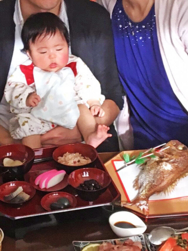 お食い初め鯛料理