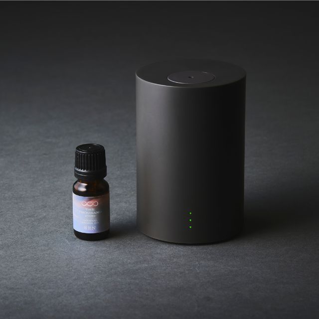 ネブライジング ディフューザー one＆オリジナルアロマオイル10ml  セット