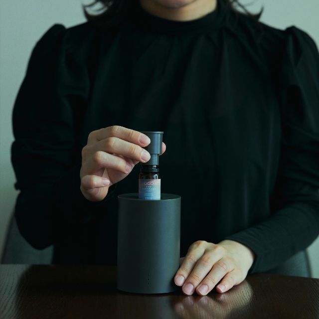 ネブライジング ディフューザー one＆オリジナルアロマオイル10ml  セット