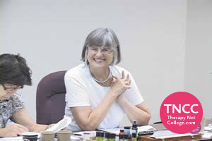 TNCC マーグレット・デムライトナーの「ドイツフィトシューレ【ファーストエイド編】」