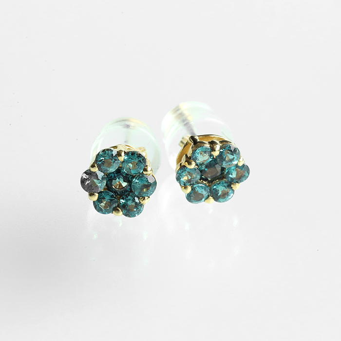 【伊勢】アレキサンドライトのK18Gピアス    ise11 susa