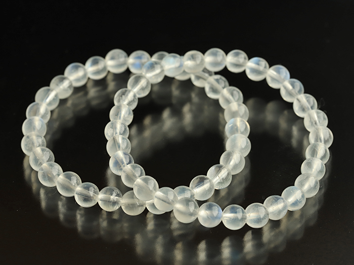 【伊勢】ブルームーンストーンAA＋の約7mmブレスレット 　　 ise11