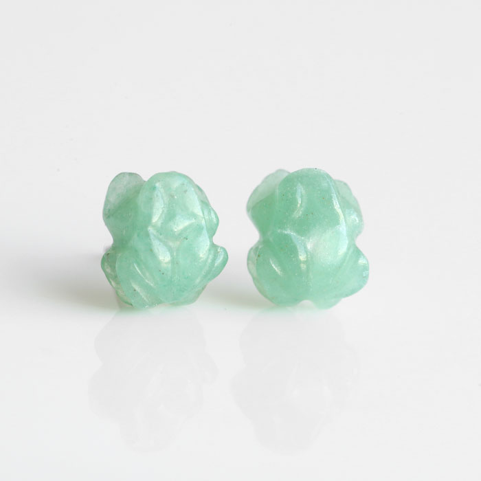 伊勢浄化！カエルのミニピアス 豆サイズ　【クオーツァイト】　ise2023