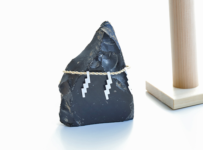 【伊勢浄化済み】日本産　麻紐　可動式　小さなしめ縄　長さ18cm（直径5.5cm程度）ise6