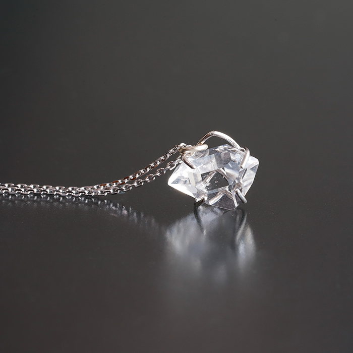 限定!ハーキマーダイヤモンドの原石　ミニペンダントトップ　12.5×9mm 【2】