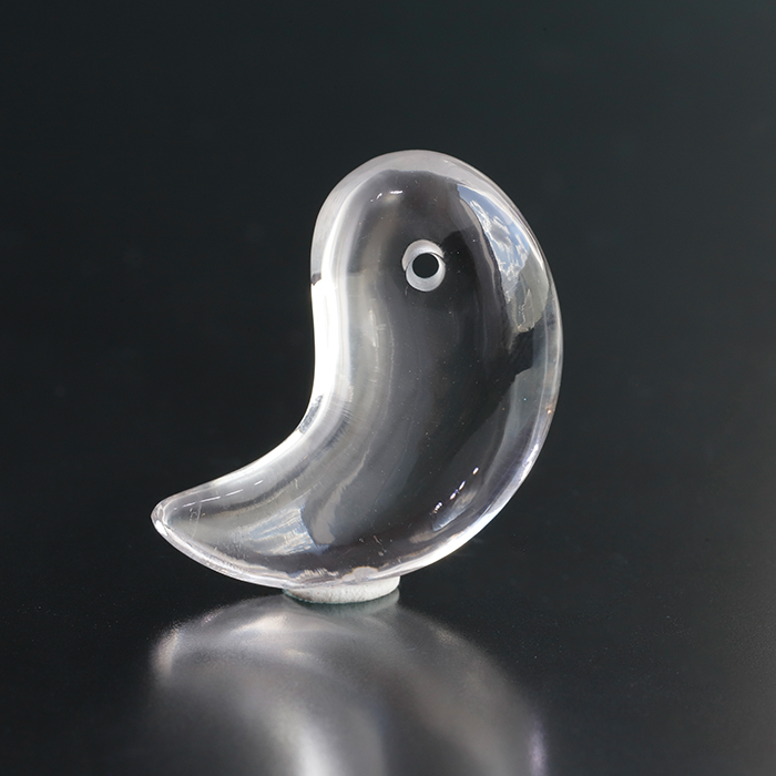 浄化済み!ヒマラヤ★ネパール産★ガネッシュヒマール水晶 勾玉【31.3×16.2mm】No.2　　　bird rei2  sale