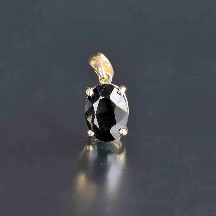 限定!黒水晶（モリオン）の小さなK18Gペンダント【7.5×5.5mm】　　　susa2 rei2  sale