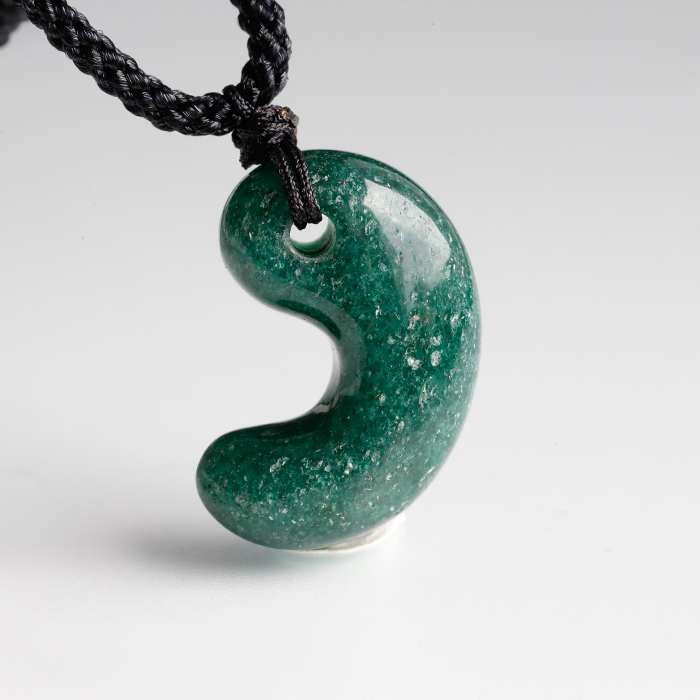 限定!グリーンアベンチュリンのSAの勾玉ペンダント[No.13]　susa2 rei2 sale