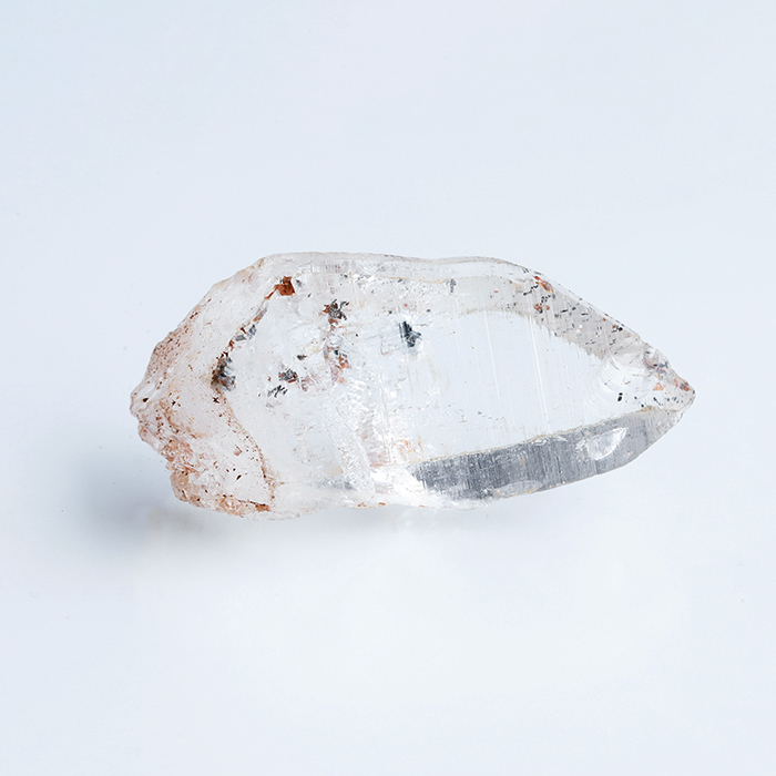 限定!再×19 ご紹介!証明書付き☆カイヤナイト入りモンドクォーツ 【51.6×24.4mm】　　No.136