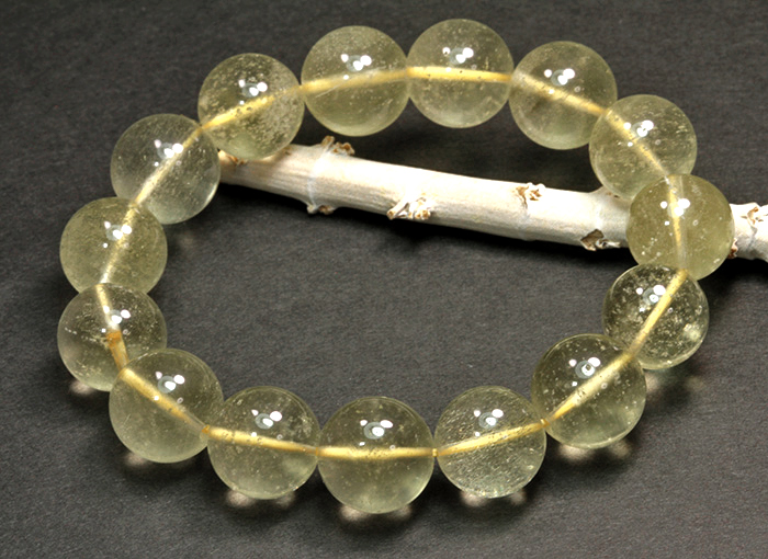 【鑑別書付】入手困難!天然無処理!リビアングラスAAAの13mmUP（13.3mm前後）ブレスレット　  【天然石・パワーストーン】/EG