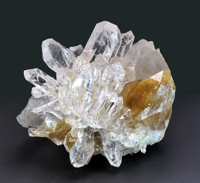 入手困難!限定!インド・パールヴァティ渓谷・マニハール産クオーツの原石　 No,1 　【天然石・パワーストーン】　