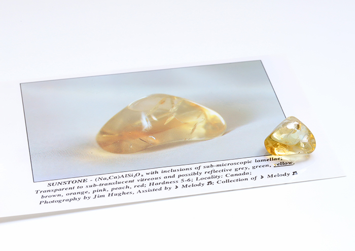 【直筆シール付】　A.Melody♪の著書掲載品サンストーン　　　　22×15mm　　　　　　　　【天然石・パワーストーン】