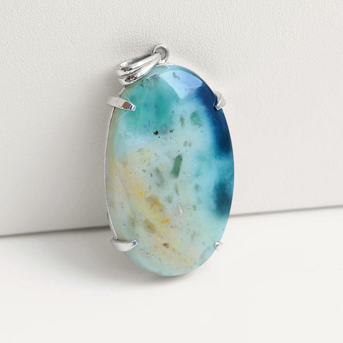 伊勢!限定!ペトリファイドウッド・ブルーオパールのルース　　【36.3×22.7mm】　　No,4　　　ise5