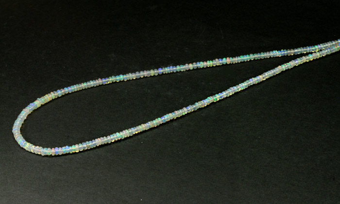 大特価!エチオピアンオパールの高品質ネックレス /10月   【天然石・パワーストーン】