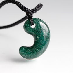 限定!グリーンアベンチュリンのSAの勾玉ペンダント[No.15]　susa2 rei2 sale