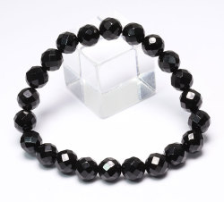 特価!オニキスの8mm64面カットブレスレット　　　　　　　【パワーストーン/天然石】