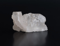 ツーソン2026!元祖アイスクリスタルの原石　 No.2　　58.5×34.5mm前後　　　/4月