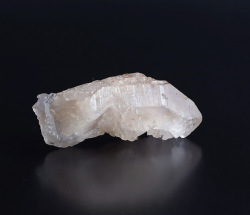 ツーソン2026!元祖アイスクリスタルの原石　 No.6　　62×25mm前後　　　/4月