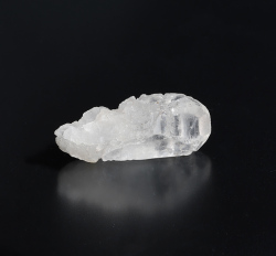 再×2 ツーソン2026!元祖アイスクリスタルの原石　 No.12　　48×19mm前後　　　/4月