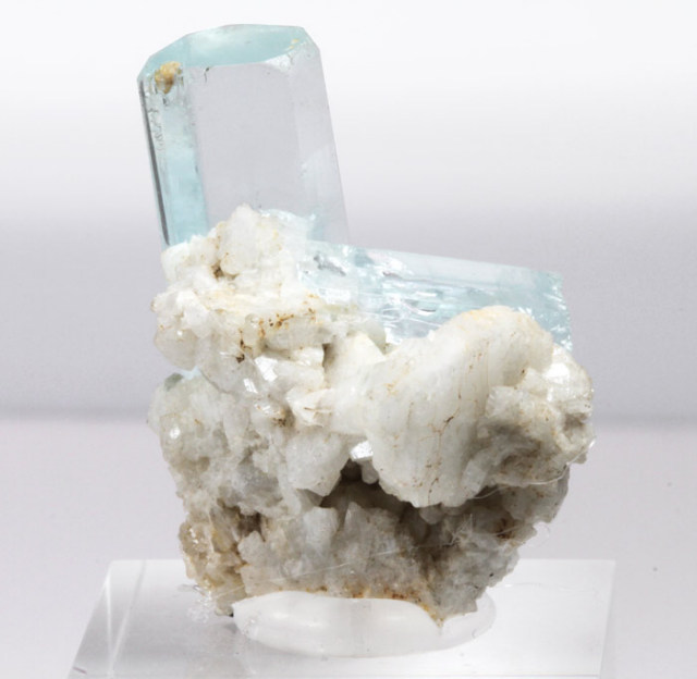 アクアマリン　原石　非加熱 激安!アクアマリン非加熱ルース 【パワーストーン/天然石】