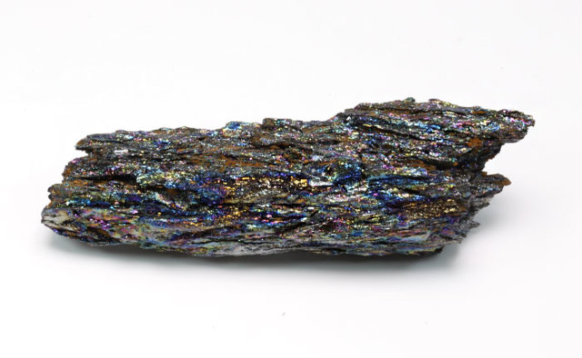 レインボーヘマタイト勝利へ導く石