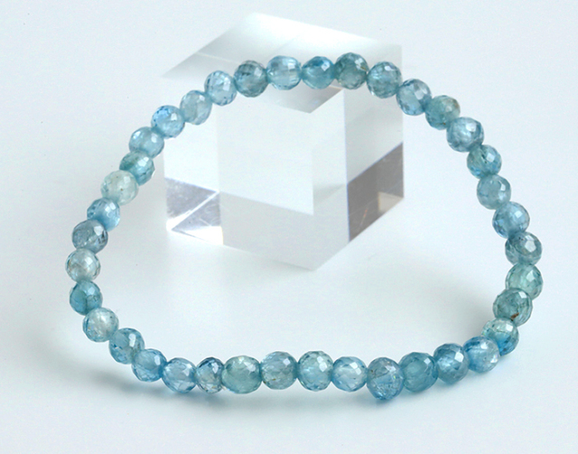 ブルージルコンブレスレット こぐ 