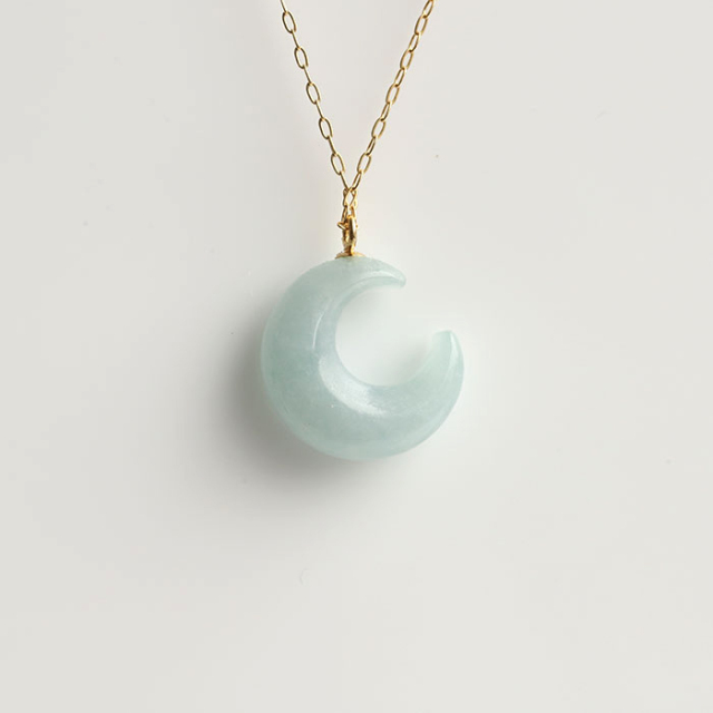 鑑別書付】糸魚川翡翠の勾玉