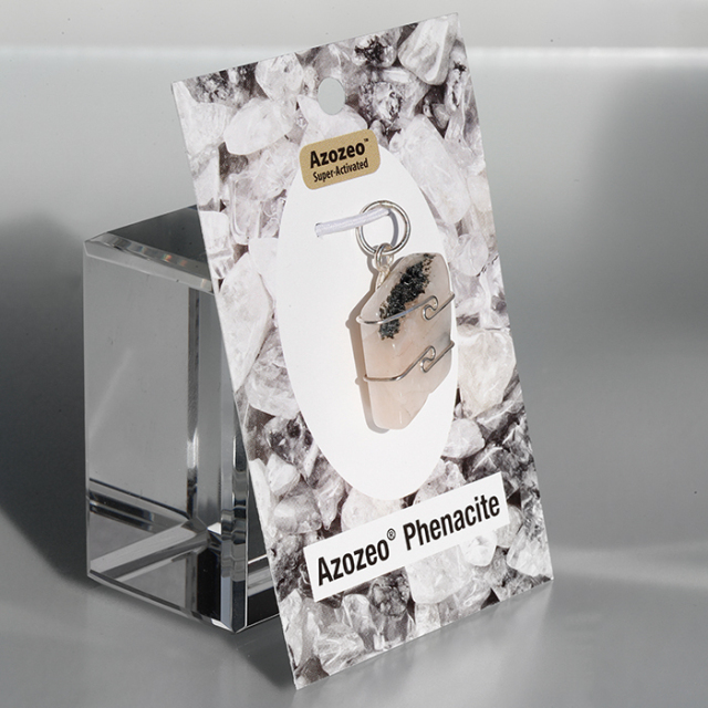 アゾゼオフェナカイト