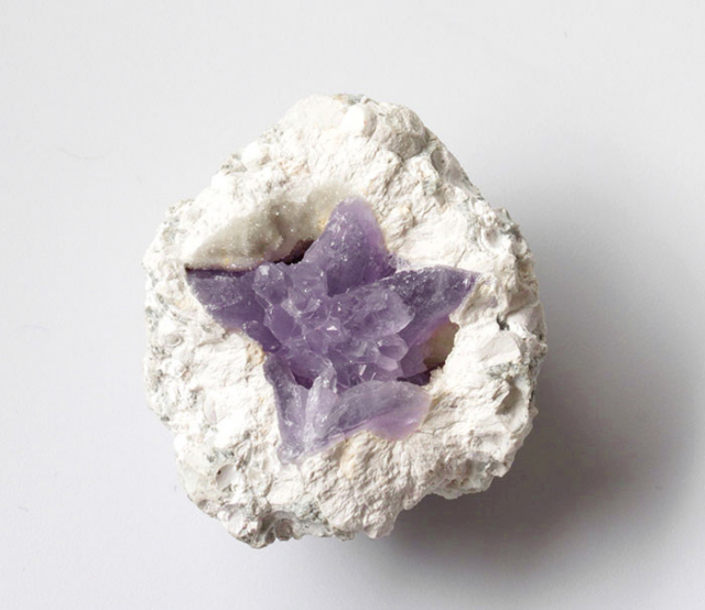 【美品】天然石　銭蛙　 アラゴナイト　アメジスト　水晶　原石　一刀彫 かぐや姫水晶 福島県南会津郡只見町産 アメジスト 紫水晶 原石