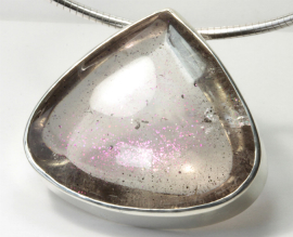 特価!珍品!ピンクファイアークオーツのペンダント /4月