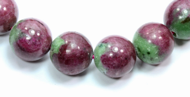 珍品!大特価!ルビー・イン・ゾイサイトの約13mmブレスレット /7月